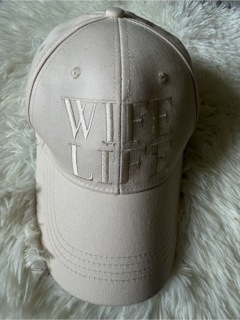 WIFE LIFE Embroidered Baseball Cap - Light Beige